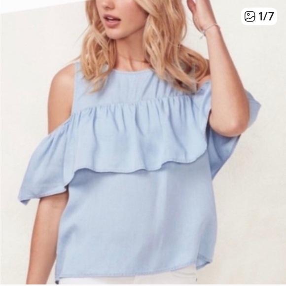 LC Lauren Conrad Tops - Lauren Conrad Denim Cold Shoulder Blouse sz M